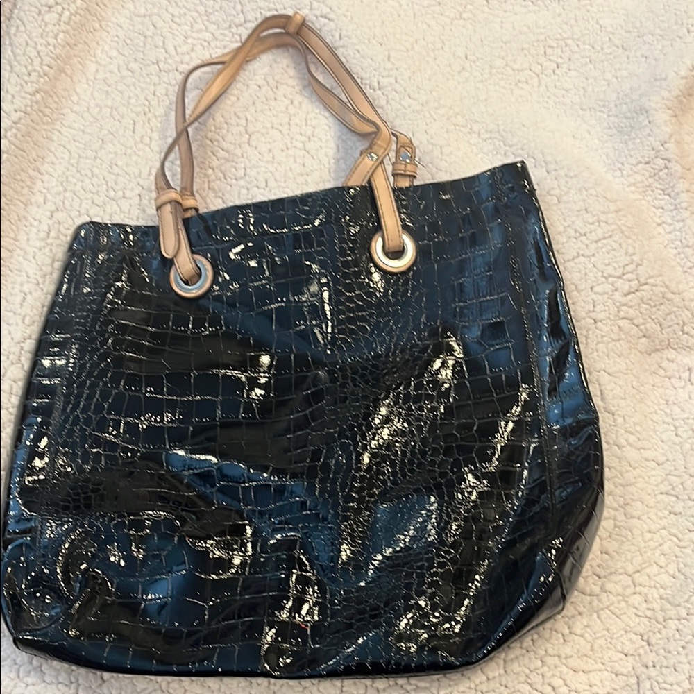 Elegant Black Croc-Embossed Tote Bag